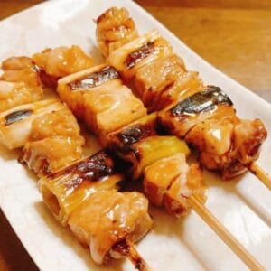船橋ケイバ ハートビートBBQで販売している焼鳥ねぎま
